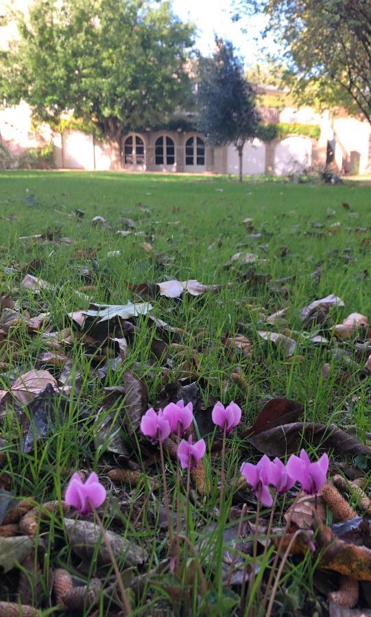 Au Rez De Jardin Otel Cholet Dış mekan fotoğraf